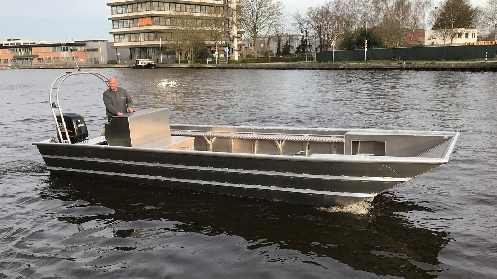 AluminiumJon.nl-Jon 826-Aluminium work boats-suitable for displacement equipment
